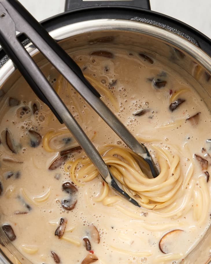 Creamy Instant Pot Mushroom Pasta Recipe The Kitchn